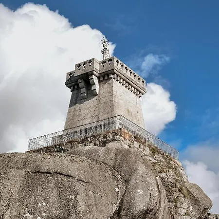 Casa Bom Jesus Das Mos